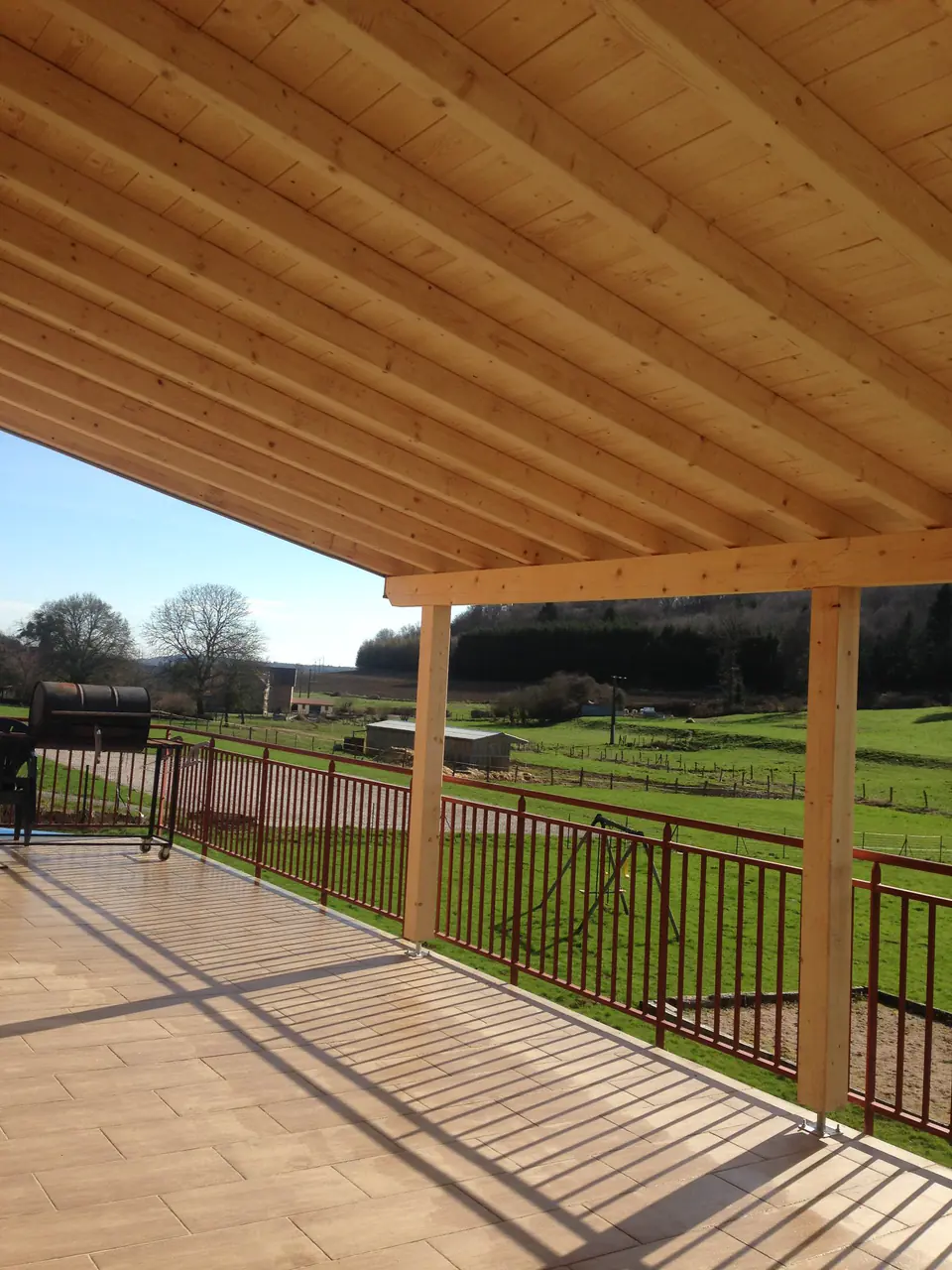 Création d'un carport de terrasse à Gouhenans