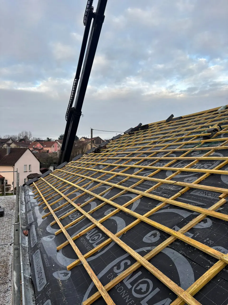 Réfection de toiture, Zinguerie, PVC, Fenêtres de toit à Pérouse